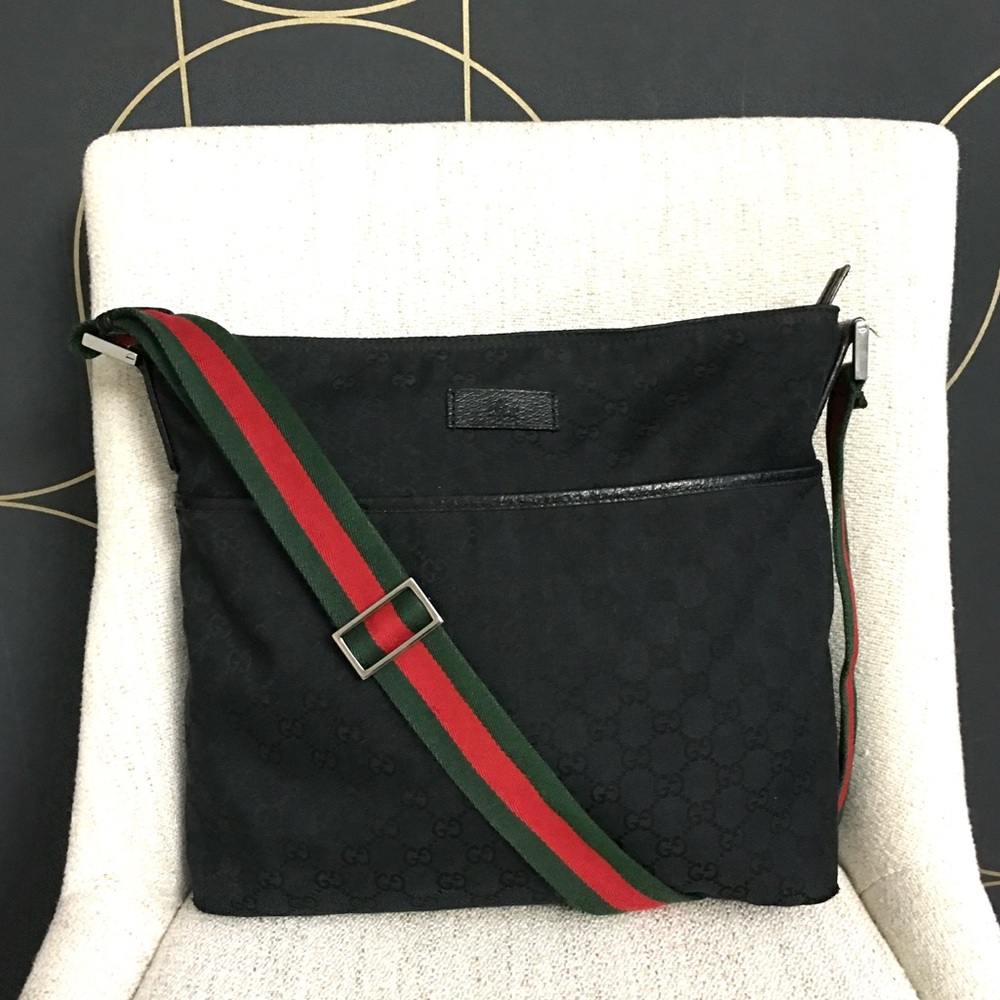 Authentic Gucci unisex messenger bag black monogram canvas - Picture 1 of 16